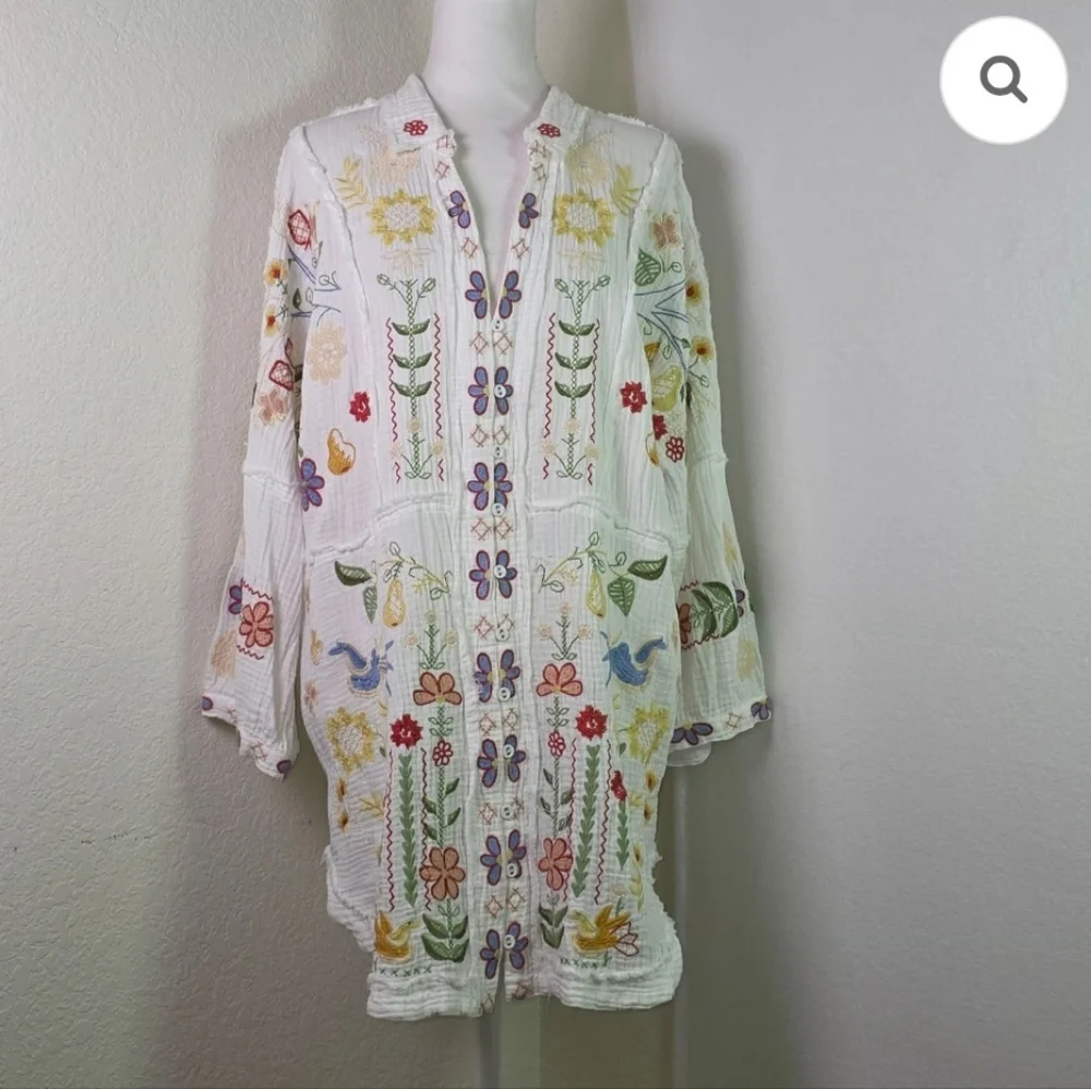 Johnny Was Biya Felicity Floral Embroidered White Tunic Top - Picture 2 of 4